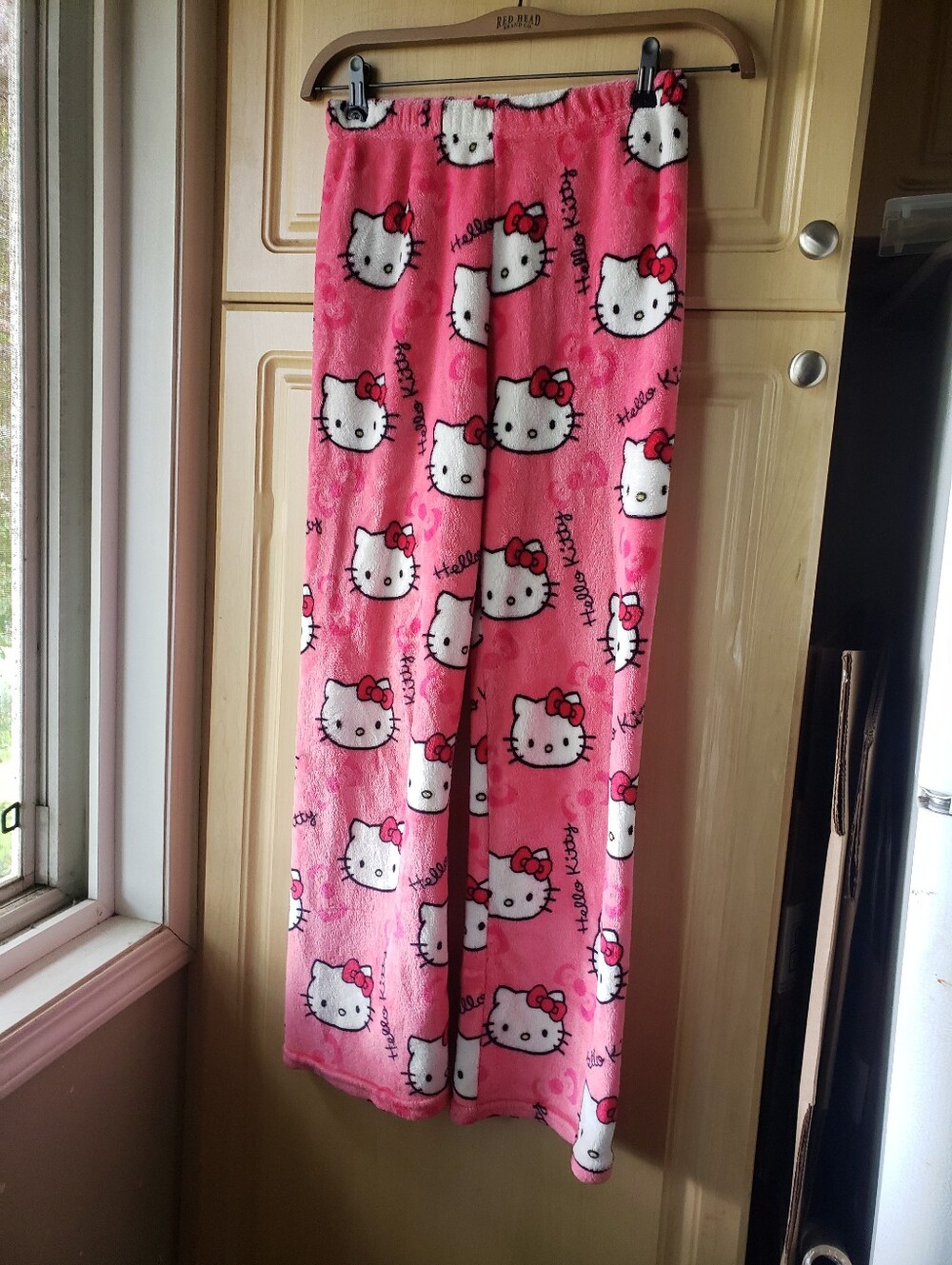 Free Hello Kitty Pink Fleece Kids Pajama Bottoms